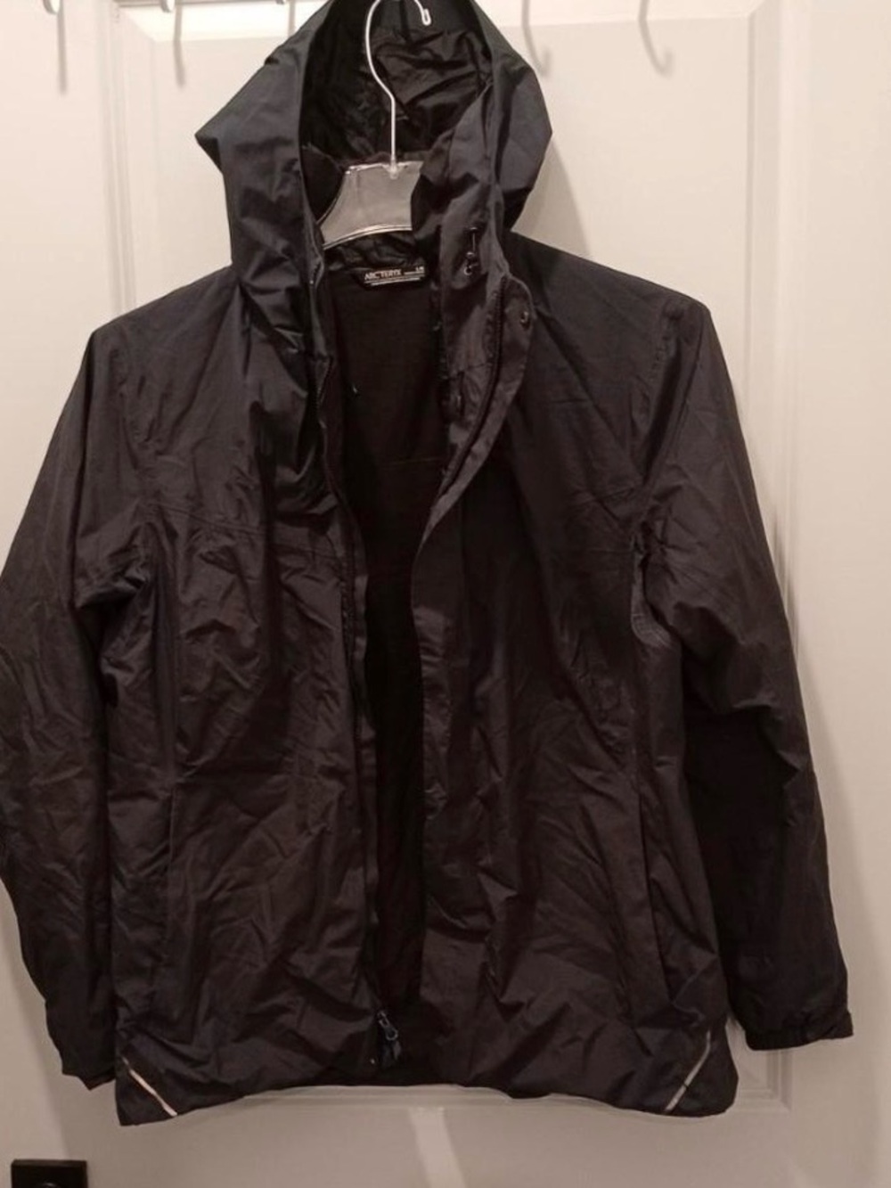 Arc’Teryx Mountain Storm Jacket Womens Large Waterproof Hooded Full Zip Black